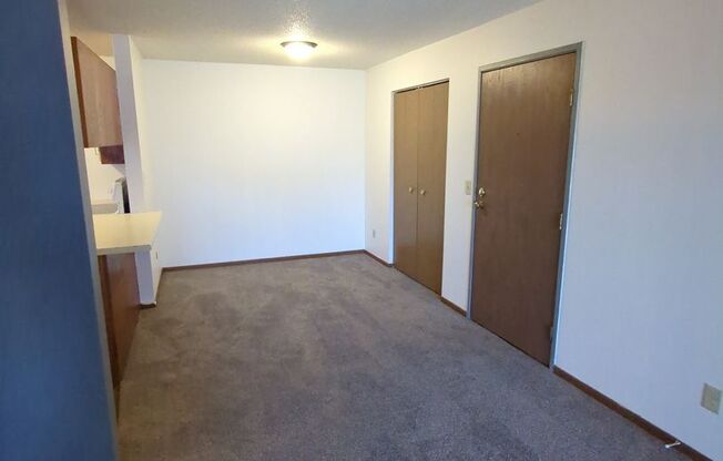 Regency East Apartments