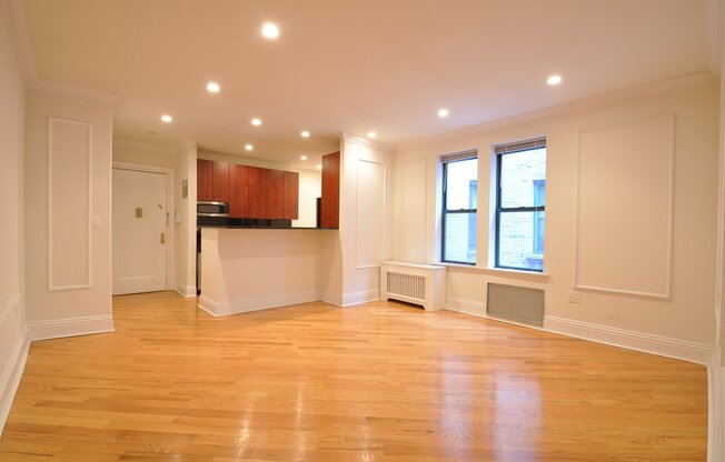 1 bed, 1 bath, $4,995, Unit 5A