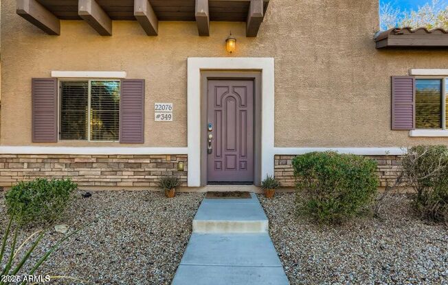 Beautiful 3 bedroom 3 bath home!