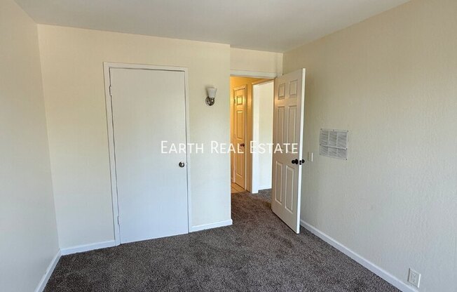 348 4 AVE