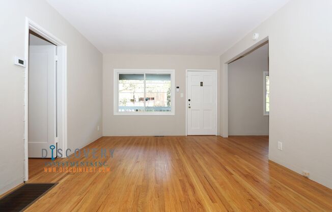 2 beds, 1 bath, $3,825