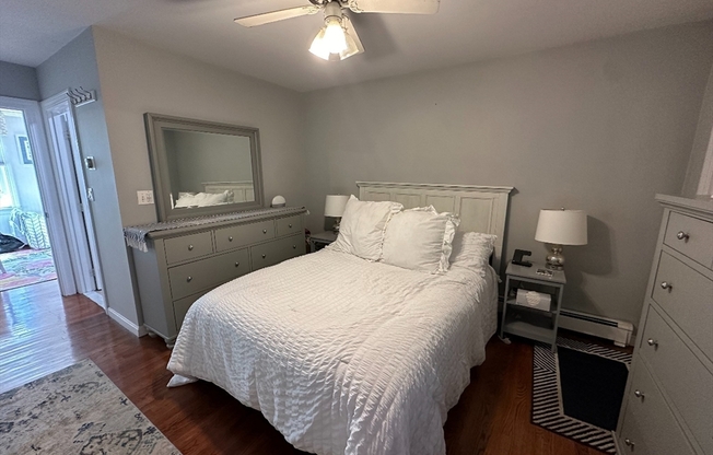 1 bed, 1 bath, 741 sqft, $3,500, Unit 3