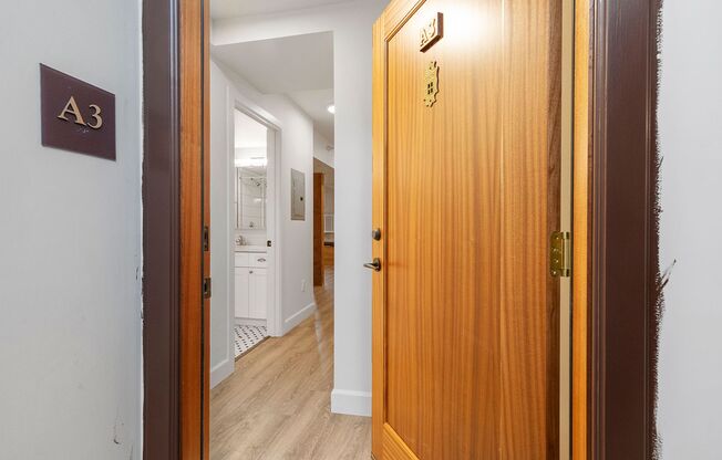 2 beds, 1 bath, 930 sqft, $2,395, Unit 03