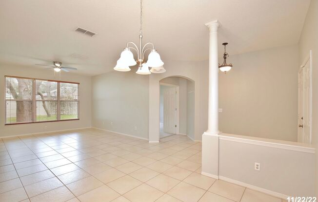Beautiful 3/2 Spacious Home with a Large Backyard and a 2 Car Garage in the Reflections Community - Ocoee!