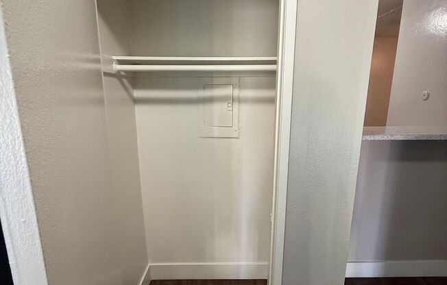 1 bed, 1 bath, 714 sqft, $1,695, Unit 016