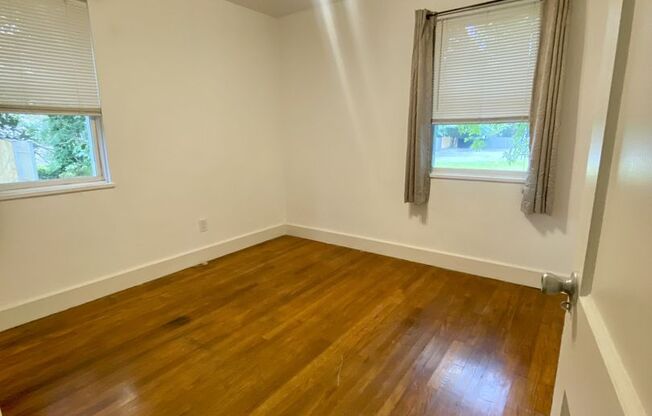 2 beds, 1 bath, $1,450