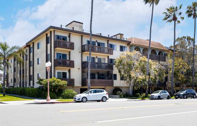 1300 S. Catalina Avenue  Redondo Beach, CA 90277