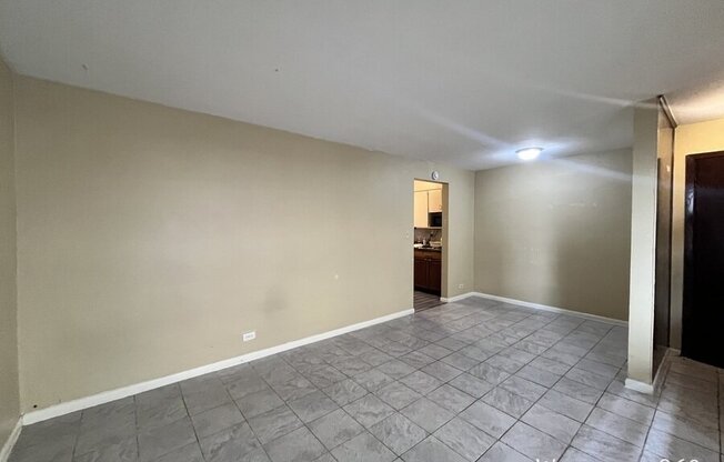 1610 N 1 AVE