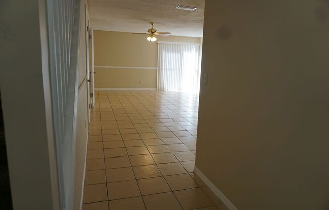 3 bedroom 2.5 Bathroom townhome with fenced back yard