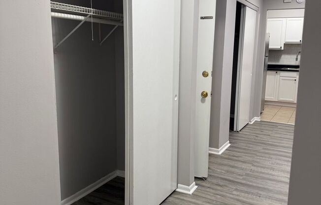 2 beds, 1 bath, $1,650, Unit 609-107