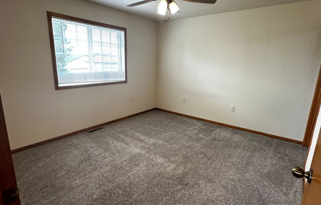 3 beds, 2 baths, $1,475