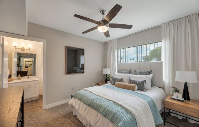 2 beds, 2 baths, 972 sqft, $1,599, Unit 324