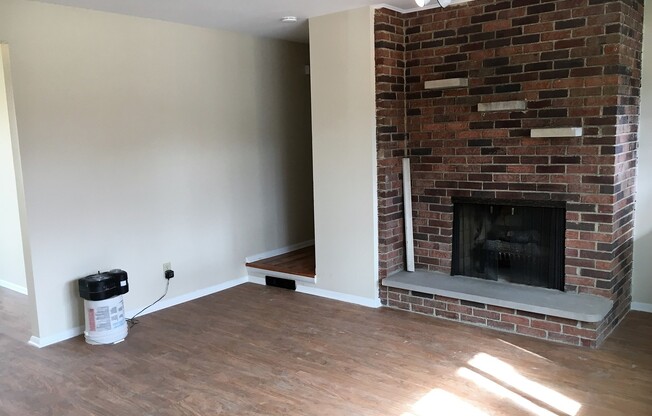 **3-BEDROOM/2-BATH RANCH W/ 2-CAR GARAGE!**