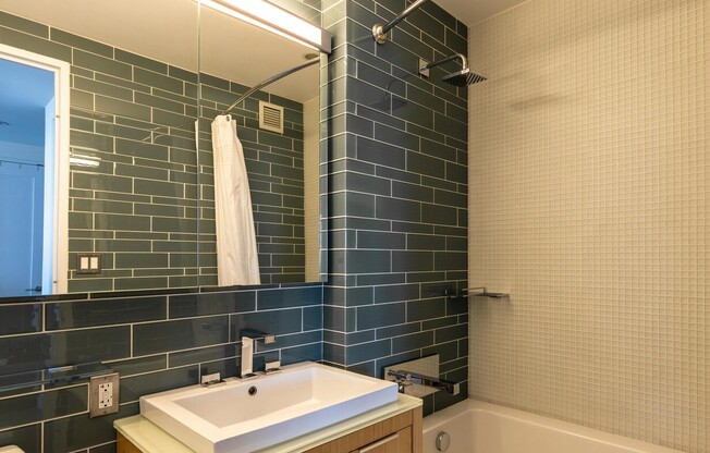 2 beds, 2 baths, 1,157 sqft, $9,500, Unit 25D