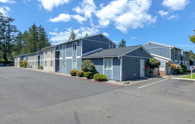 2 beds, 1 bath, 700 sqft, $1,265, Unit Unit 39