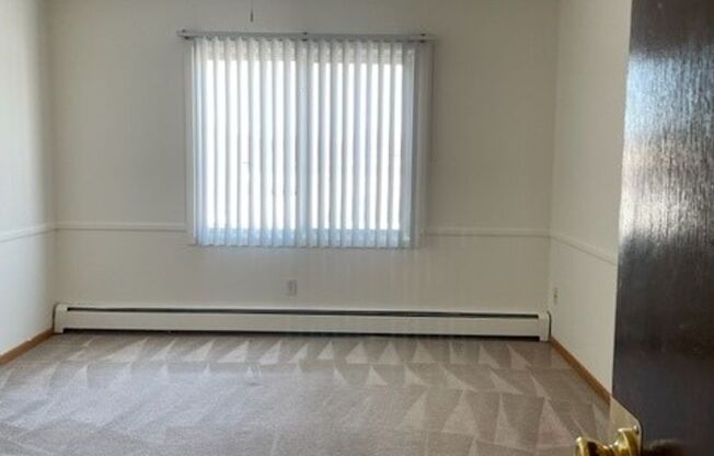 1 bed, 1 bath, 775 sqft, $1,199, Unit 2700-235