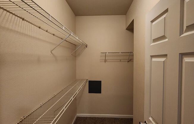 2 beds, 2 baths, 1,089 sqft, $1,925, Unit 401-u