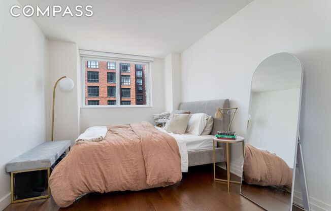 2 beds, 2 baths, 1,076 sqft, $8,000, Unit 2015