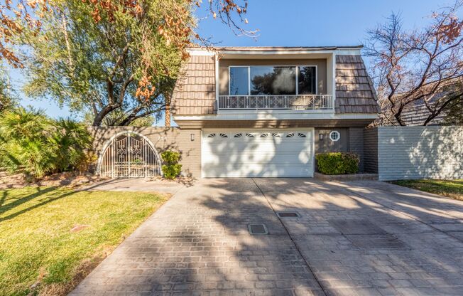 BEAUTIFUL POOL HOME ON THE LVCC GOLF COURSE