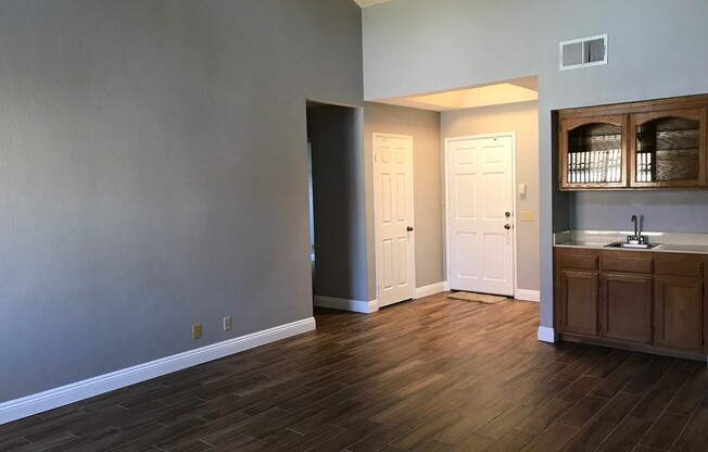 3 Bed 2 Bath House in El Cajon - Brand New Flooring ONE of a KIND!  UPDATED AND PRIVATE!