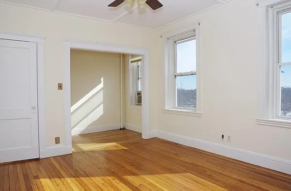 31 Park Dr.