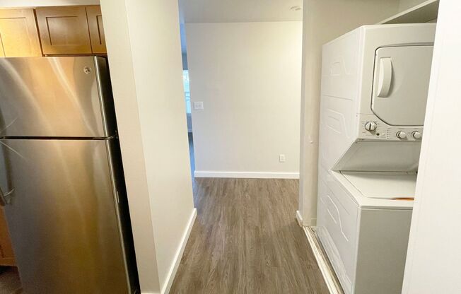 1 bed, 1 bath, 800 sqft, $1,995, Unit 3520 - 102