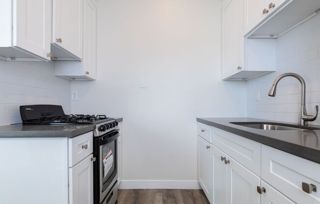 Studio, 1 bath, 450 sqft, $1,395