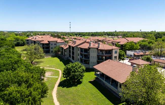 arial view of the village at canyon ridge apartments