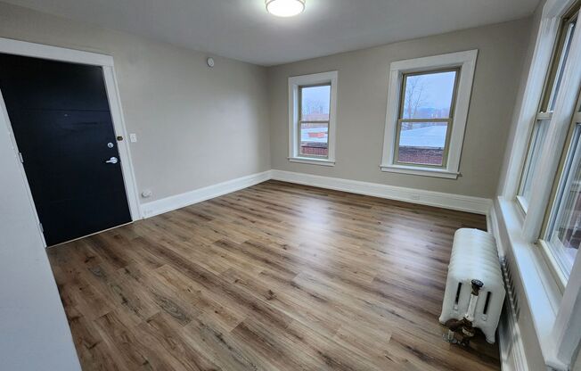 Studio, 1 bath, 261 sqft, $989, Unit 405