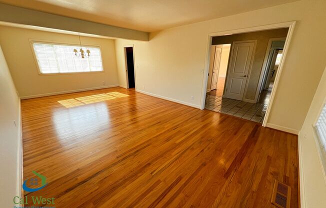 $4,795 - Beautiful 5 Bedroom 2.5 Bath Two Story Family Home with Hardwood Floors throughout!