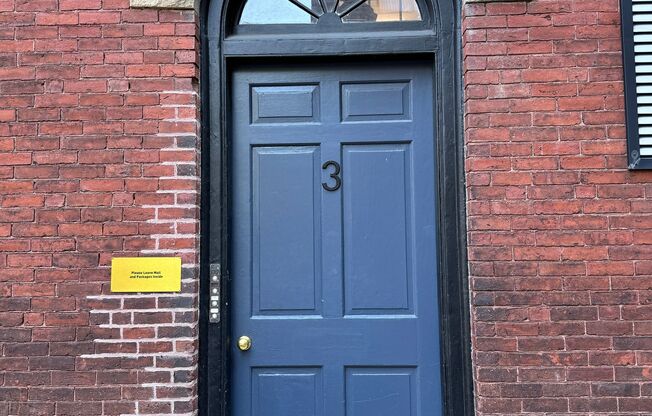 3 Bartlett St
