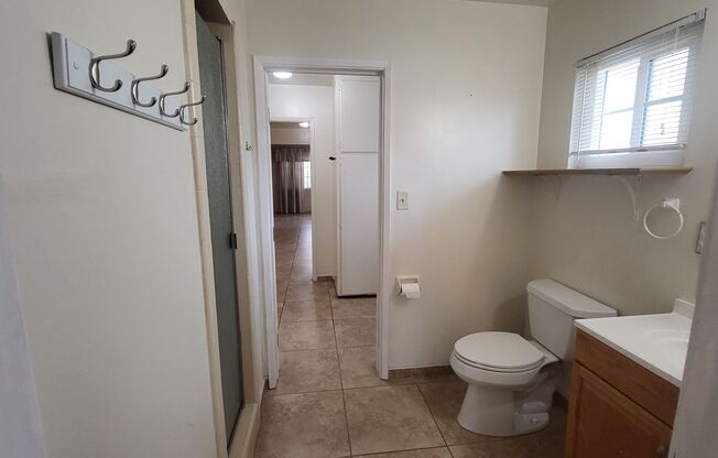 3 beds, 2 baths, $1,850