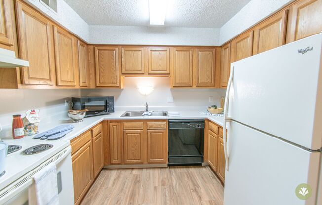3 beds, 2 baths, 1,350 sqft, $1,460, Unit C-70