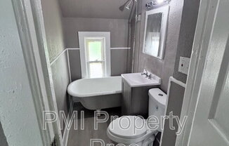 2632 N 24 PL