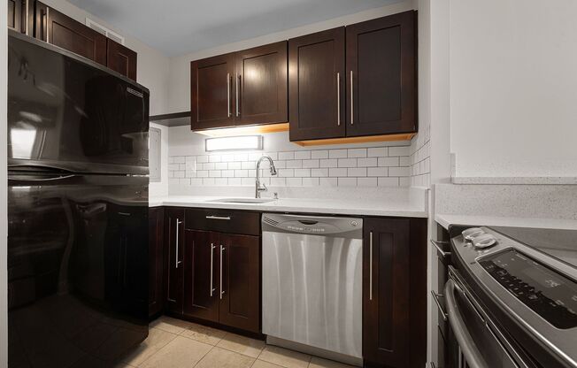 1 bed, 1.5 baths, 662 sqft, $2,400, Unit 26L
