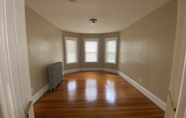 36 RIDGEWOOD ST