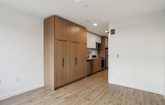 Studio, 1 bath, 287 sqft, $1,400, Unit 216