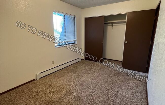 2 beds, 1 bath, 926 sqft, $1,250, Unit 3