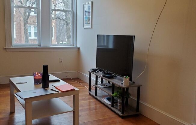 MOST POPULAR OFF-CAMPUS CHOICE! Desirable Street near BU!  Heat & HW Inc