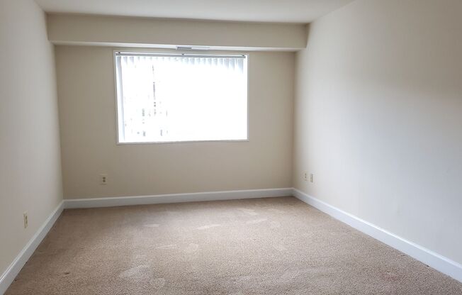 2 beds, 1.5 baths, 1,050 sqft, $2,025, Unit 3347 #101