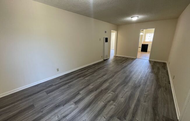 2 beds, 1 bath, 888 sqft, $2,250, Unit 223