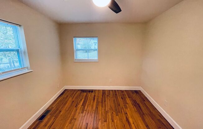 2 beds, 1 bath, $1,895