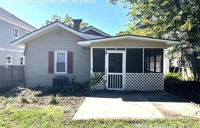 1827 MECKLENBURG AVE