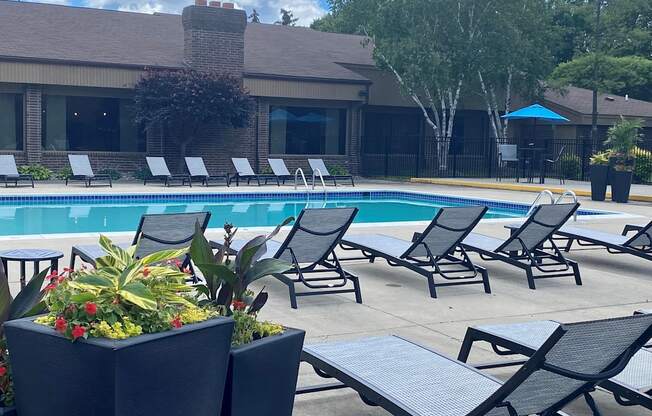 Heated pool at Lakeside Village Apartments Clinton Township MI