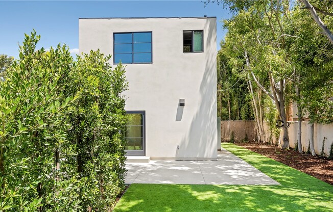 936 ORLANDO AVE