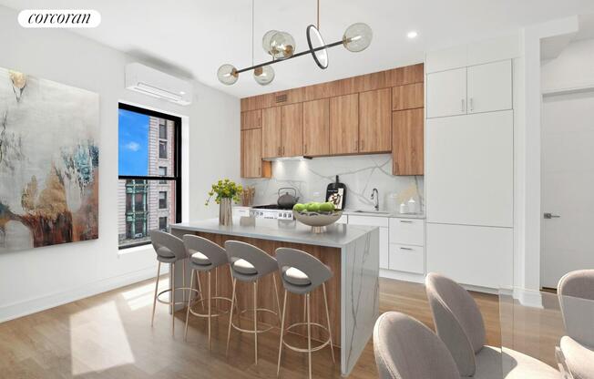 101 W 72 ST