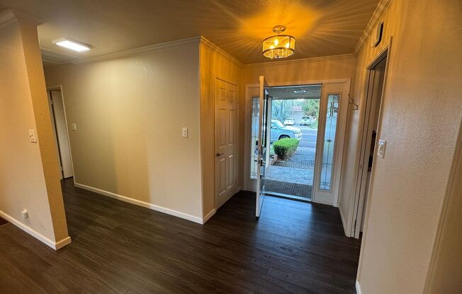 Upgraded Three Bedroom Duplex!