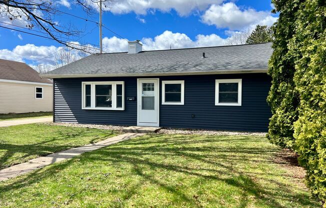 Newly Remodeled 3BR/1BA Home with Garage and Spacious Yard