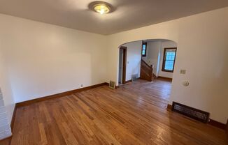 3 beds, 2 baths, $1,150