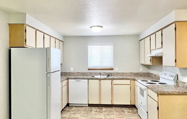 Willow Creek Apartments